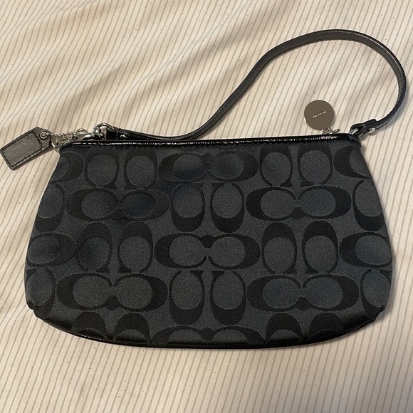 Coach Clutch/Wristlet Purse - Picture 2 of 8